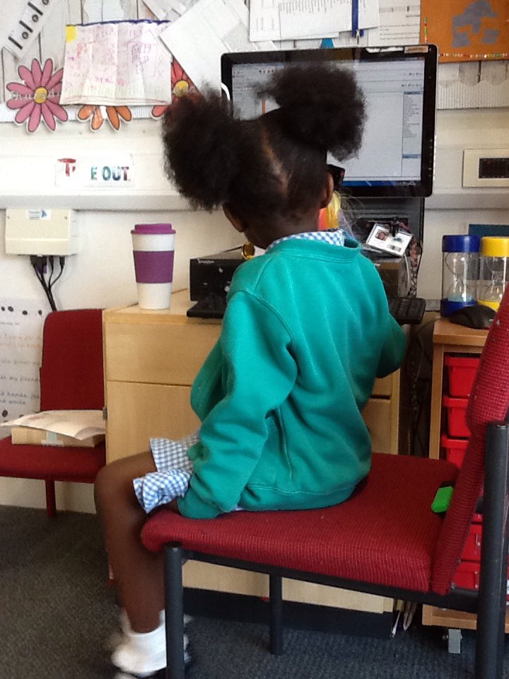 uptonclassrb17's tweet photo. Teacher in the making 🌟😃 https://t.co/SaslGma386