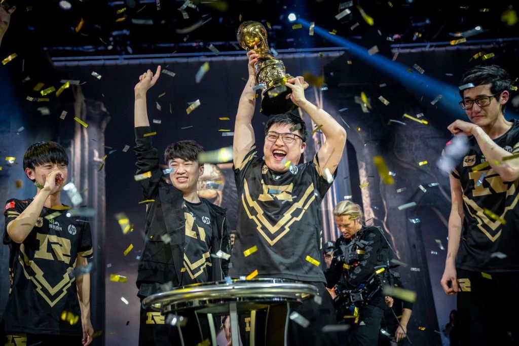 jacobvre's tweet photo. How the LPL has cruised through MSI 2018 https://t.co/moltKNVoqu https://t.co/dX0AAmTvyw