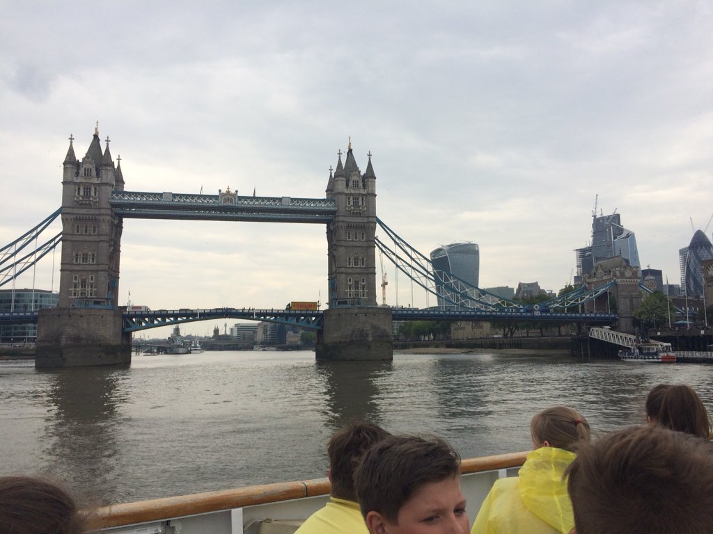 Year6IJS's tweet photo. Old and modern London. #TowerBridge #NotLondonBridge https://t.co/CnI7pyYw0E