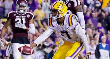 BarrettSallee's tweet photo. AUDIO MAILBAG: Why do I continuously pick Texas A&amp;M over LSU when doing preseason game-by-game predictions? Mostly because I think LSU's annual under-achievement will wear them out by the finale

Clip https://t.co/jmXgbDiJBW
Full show https://t.co/xcyK7N3tU9 https://t.co/TqYXivQazZ