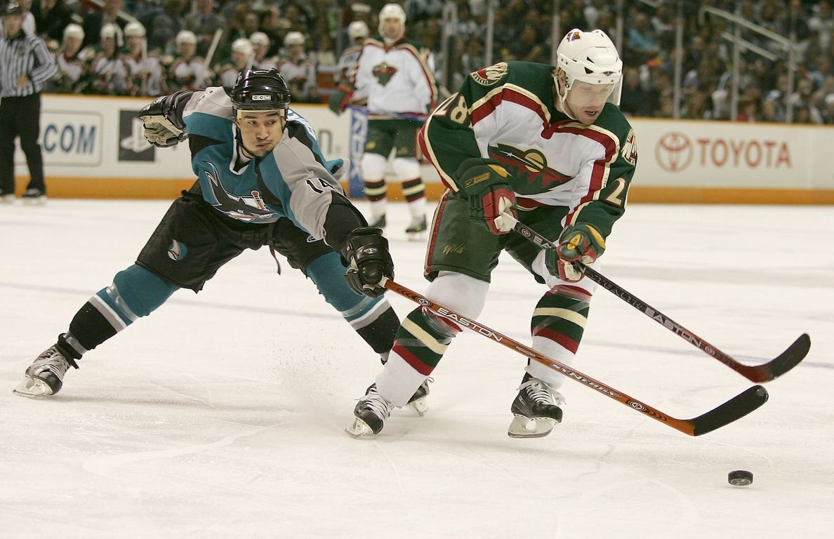Happy 43rd birthday today to former NHL centerman - Todd White born in Kanata, Ontario 
