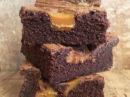 The Taste of Angus Food Charter promotes the use of local food. Local brownie maker extraordinaire @ArtisanaBakes has signed up, pledging to support fantastic producers in the area. You can sign up too - bit.ly/2glnu0O