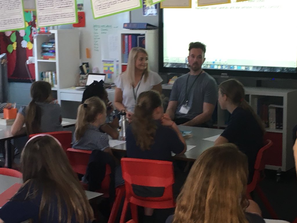 STAClassY6's tweet photo. A gigantic thank you to Nathan and Laura from LOS Gym, Grantham for coming into school today to talk to Y2/5&6 and answer questions about health, fitness & nutrition as part of our Science Week #qualityquestions #inspiringanswers #teamstannes https://t.co/1Kl3ZWz0fE