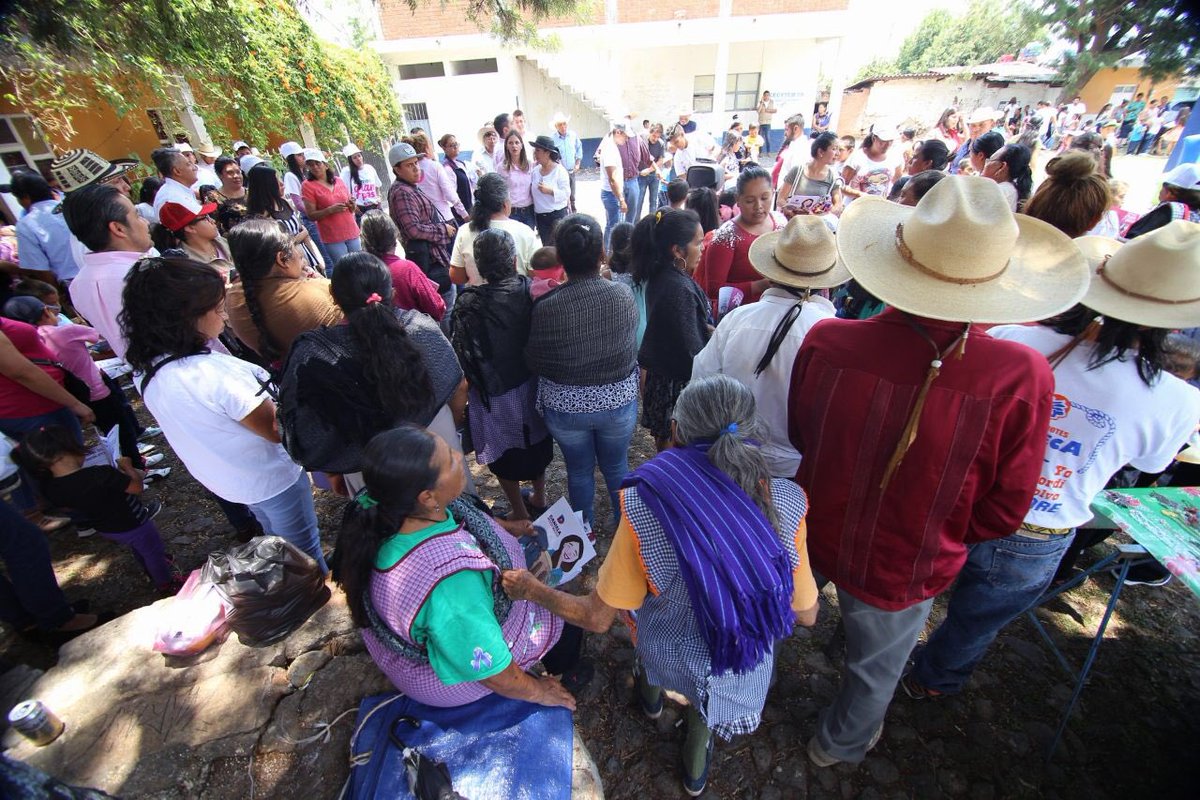 daniDlosantos's tweet photo. Nuestras zonas rurales están abandonadas por la actual administración municipal, por eso asumo como un gran reto el rescate del campo, porque también esto es #Morelia. #DemosElGranPaso https://t.co/pZm9NgQFR2