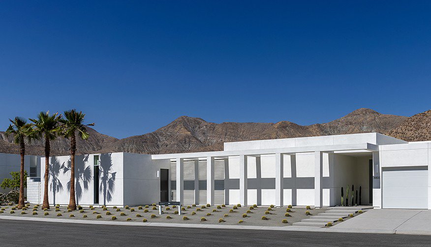 tvoadotnet's tweet image. Minimal lines, walls of glass. There is something magical about minimalism in the desert, isn't there?
zurl.co/qAxlY