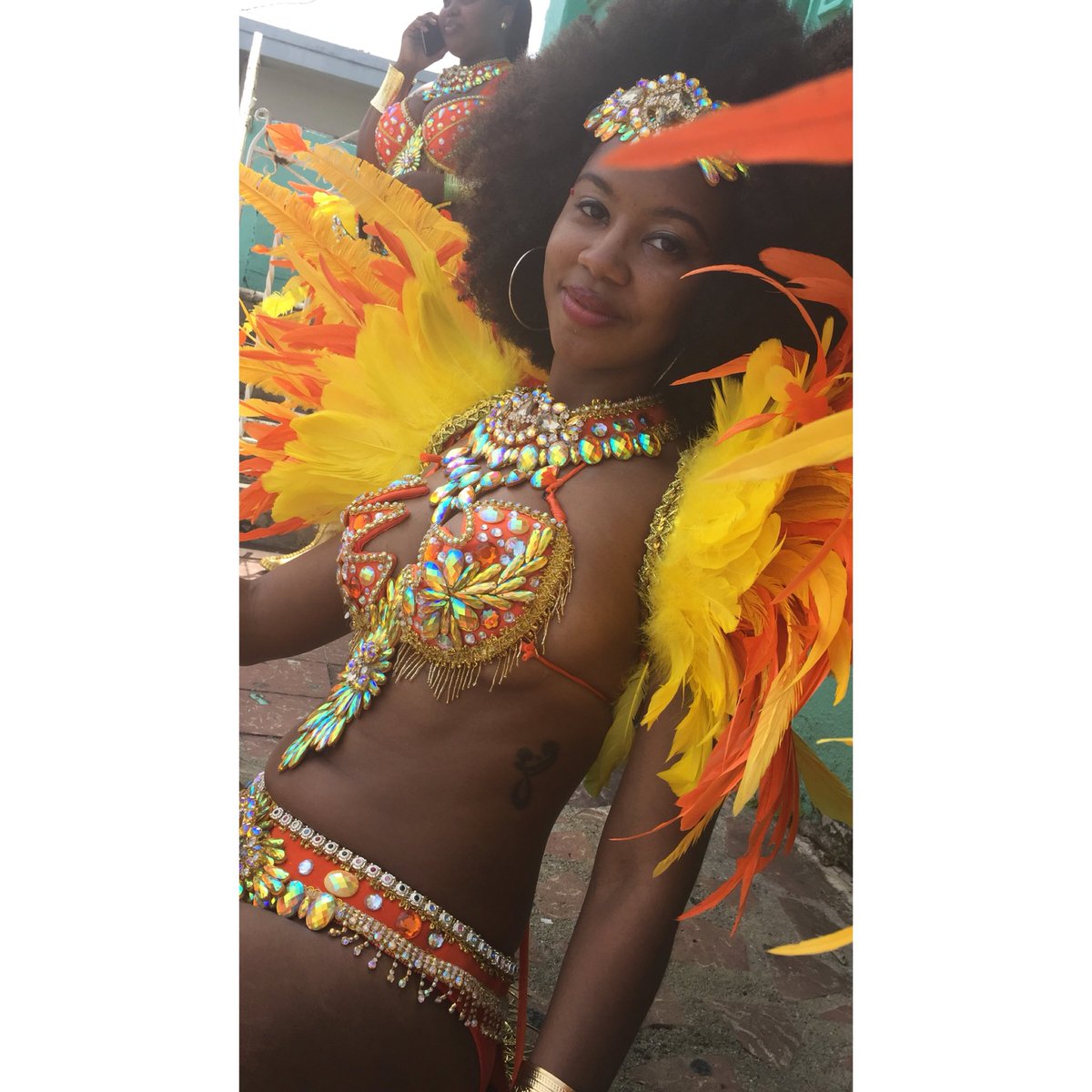 BmoreBeloved's tweet photo. #IssaSunGoddess 
#huggabunchmassive #stthomascarnival #huggabunch #poizonband #firesspark #elementsoffire https://t.co/ZDZJj35A22