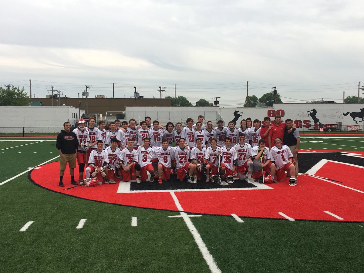 #mineolaproud . HUGE Playoff game tonight !!! Mustangs vs Cold Spring Harbor @ 7:00 @ CSH HS . Let’s Go Boys !!!!!