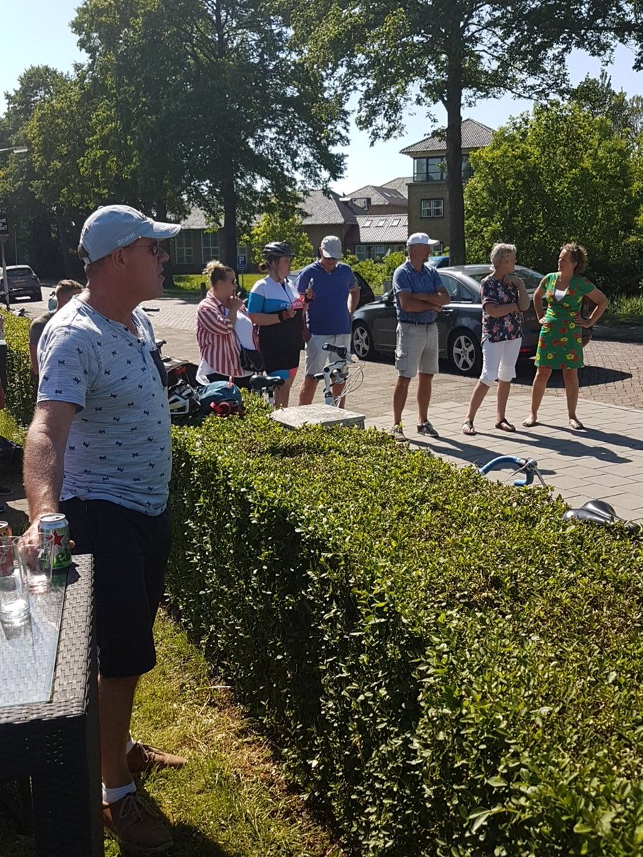 dennisbetten91's tweet photo. De #fietselfstedentocht ; Een goudmijn voor @DuBoyKermit en @JScheurbuijck #planga #heelvlot #hincapie #treurnis https://t.co/Ak0D1FyK25