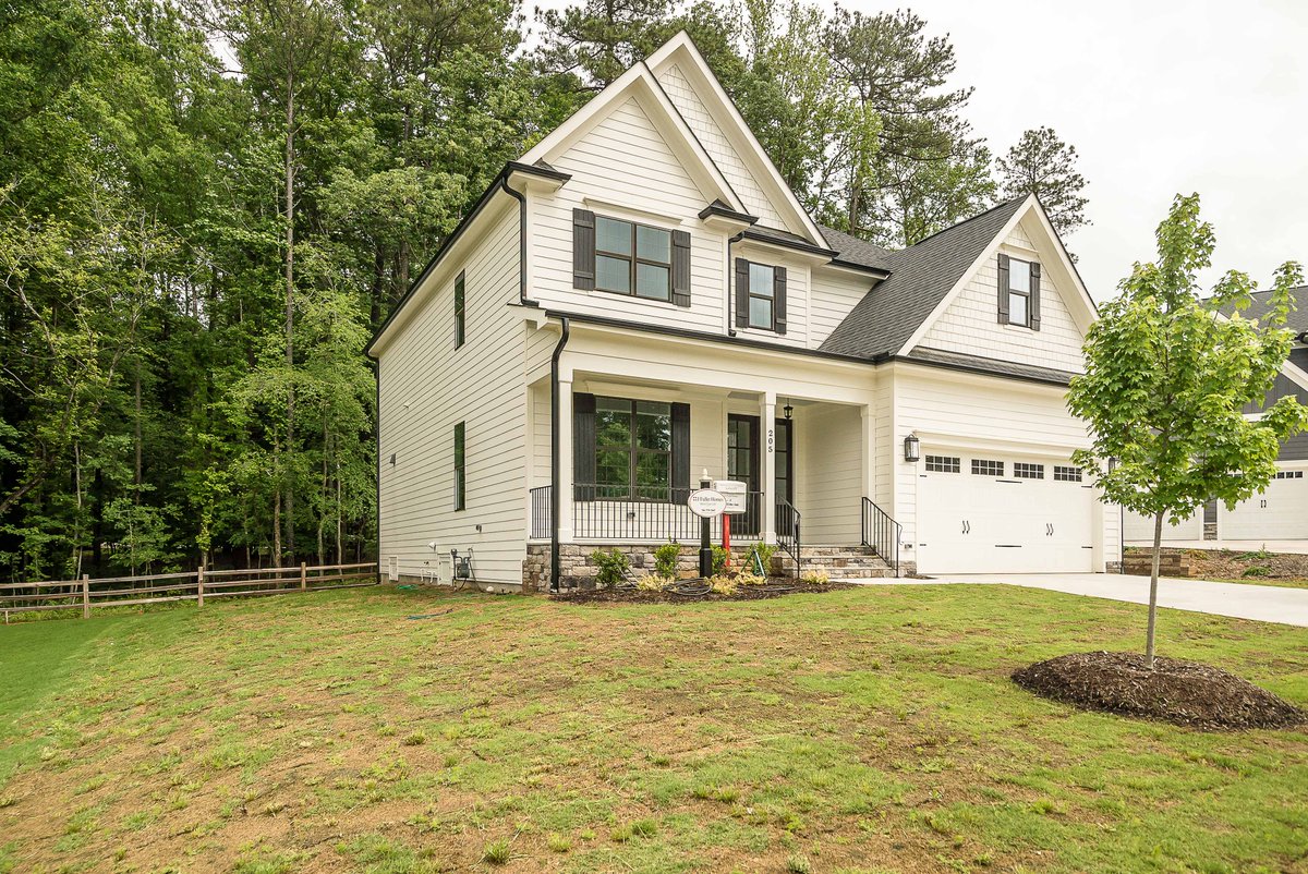 cme2sell's tweet photo. Don't miss the LAST home available in #Ramsley of Chapel Hill! View more about this beautifully designed home:
https://t.co/IAH7WGBJFj
#lisaellisandcompany #ramsleychapelhill #newhomes #chapelhill #realestate #chapelhillhomes #luxuryhomes #chapelhilliving https://t.co/U2oyksU1GZ
