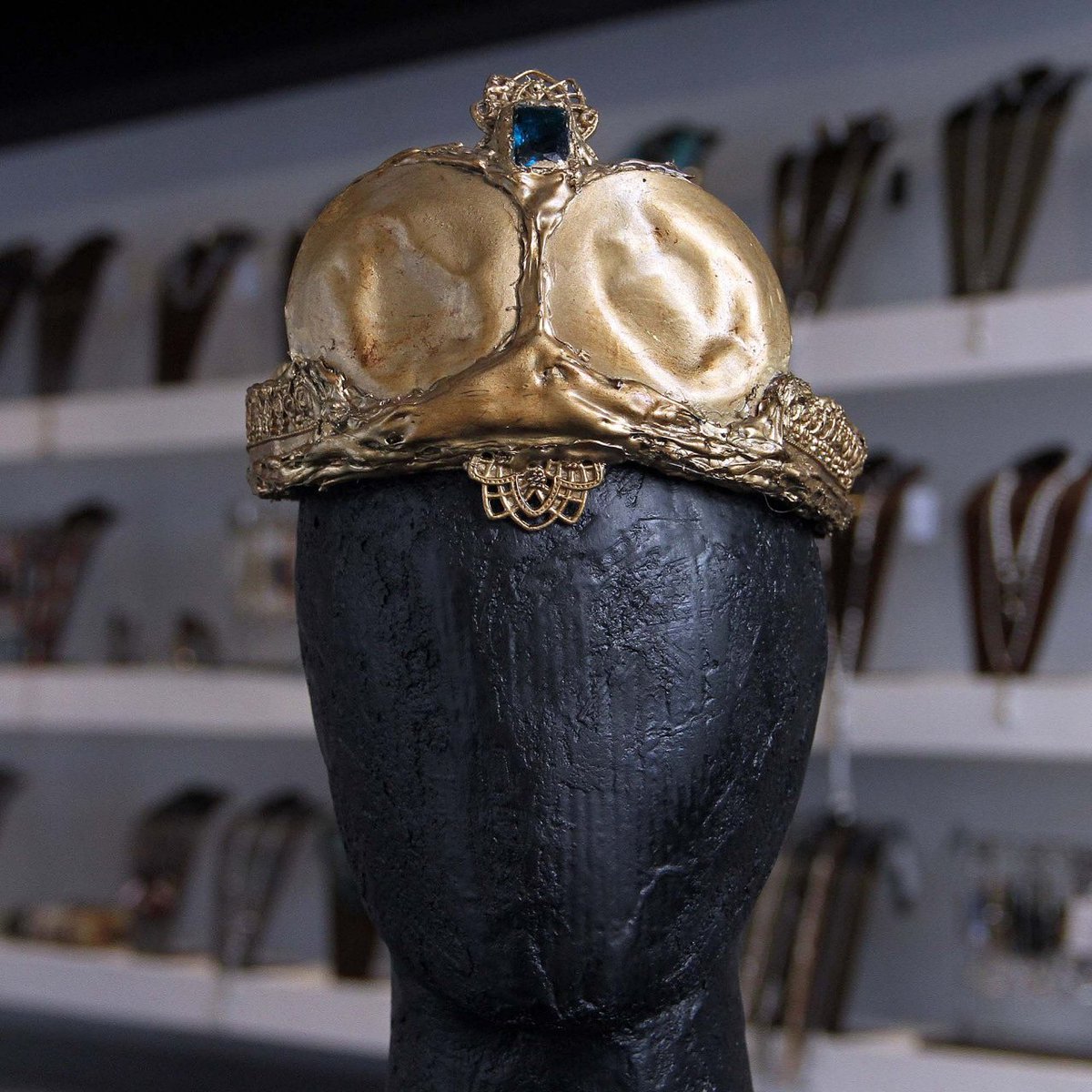 ALICIAAZANZA's tweet photo. 👑 Magia 👑
Piezas por pedido. Artesanales y únicas.
••
#crown #crowndesign #jewellery #jewelerydesign https://t.co/WBQOzp3g1H