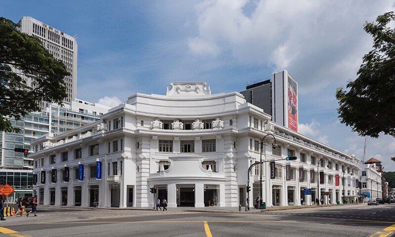 Travelwerke's tweet photo. #KempinskiHotels is set to expand into #Singapore with signing for #TheCapitolKempinskiHotel, housed in the restored #artdeco style #CapitolBuilding and #StamfordHouse.

#travel #asia #southeastasia #Singapore #civicdistrict #cityhall https://t.co/XAC3CUjDut