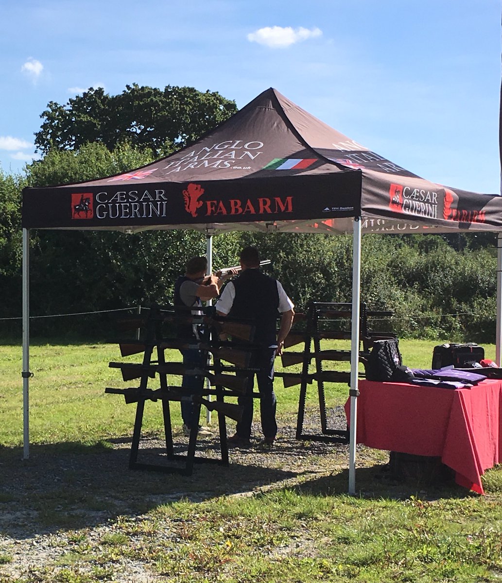 RB_Sporting's tweet photo. Top advice direct from the supplier at our OPEN DAY on 3rd June. Join #angloitalianarms @CaesarGuerini from 10am at South Worcester SG 

#clayshooting #trygunstand #whatsonworcestershire #openday #rbsporting #claysmashing #fabarmuk #demoguns https://t.co/RWOqKEc5pv