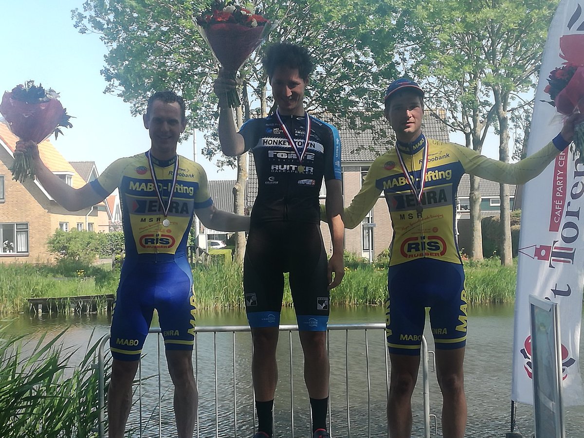 DK Elite:
1 Rick van Breda
2 Melvin Bos
3 Sven Broekaart
4 Thomas Hartog
5 Joury Ottenbros
Jesse werd 5e belofte