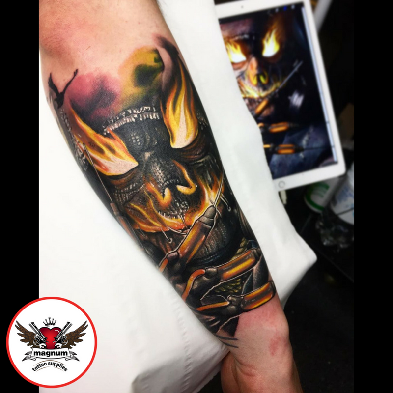 MagnumTattoo's tweet photo. Scarecrow tattoo from @malotattoo created with #magnumtattoosupplies 🔥👊🏼
#rinsecup #quickcaps #scarecrow #dc #villain #tattoodo #tattoosleeve #inkedmag #batman #tattoolife https://t.co/tul16KR4Fy
