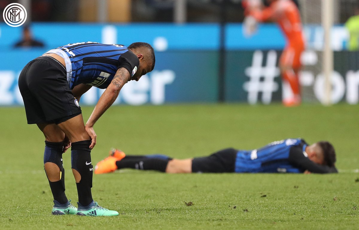 Inter tweet media