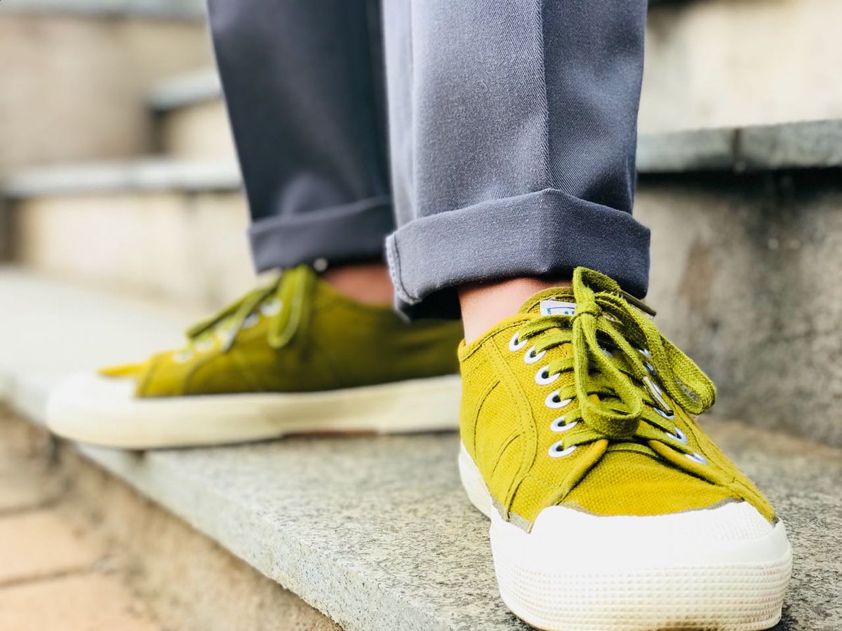 TheeMalebza's tweet image. Today I played with Jabulani Skosana one of the Beans members, for @TheModernUs project.
Outfit inspired by @Dickies 
Photographs by: @TheeMalebza 
Location: Braamfontein, Jan Smuts. 
#TheModernUs: Breaking it through style....