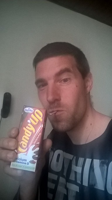 @xSqueeZie Hey Lucas je t'invite boire un Candy'up 😂👌 https://t.co/93LwrKYved<a class="tags" target="_blank" title="On Twitter" href="/?out=eyJ0eXAiOiJKV1QiLCJhbGciOiJIUzUxMiJ9.eyJpYXQiOjE3MjY4MjA1OTAsImlzcyI6InR3cG9ybnN0YXJzLmNvbSIsIm5iZiI6MTcyNjgyMDU5MCwiZXhwIjoxNzU4MzU2NTkwLCJyZWRpcmVjdF91cmwiOiJodHRwczovL3R3aXR0ZXIuY29tL3hTcXVlZVppZSJ9.K4Vo2JgdEWqX80DSMfQlIIP4NTFLYGFHEIlAVjjhEItXOg6aOGtCvJpJZJlCcCmxRBJhPZSPZXELl9tEaMVCRg">@xSqueeZie</a><a href="/tag/gopro"class="tags"><span>#gopro</span></a><a href="/tag/cam%C3%A9ra"class="tags"><span>#cam&eacute;ra</span></a><a href="/tag/coolpix"class="tags"><span>#coolpix</span></a>