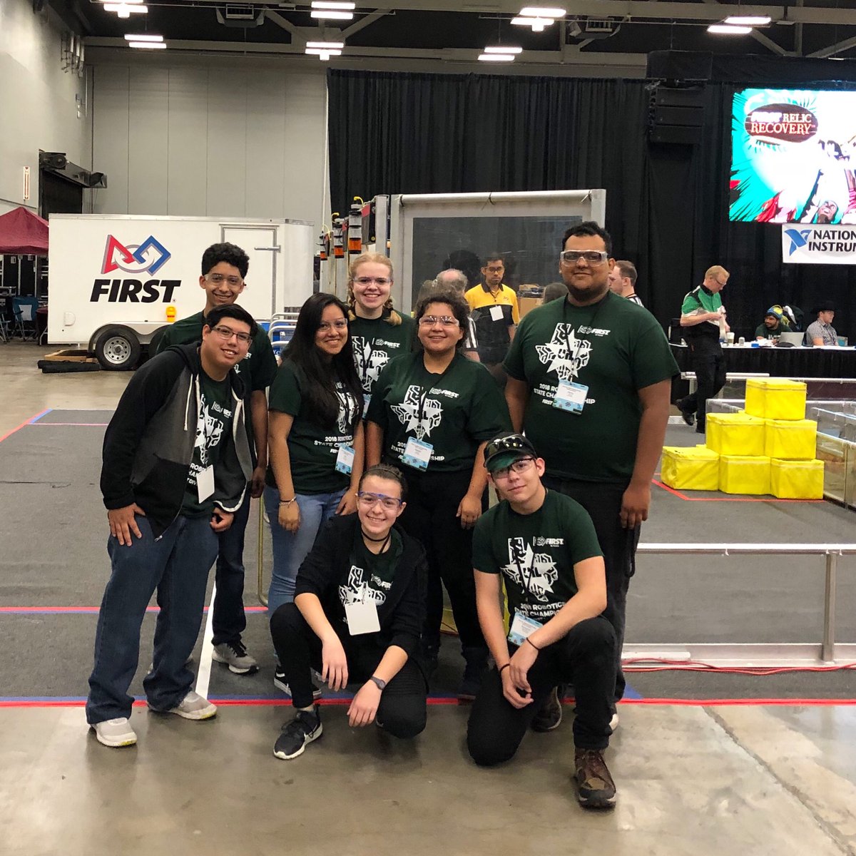 Frc457's tweet photo. This past weekend has been a great adventure for the Grease Monkeys. Volunteering at the UIL  State Championship has shown what first and the state of Texas is all about. #firstvolunteer #firstintexas #alamofirst #omgrobots #UILState 🐵🤖 https://t.co/ZqJyGRu8qc