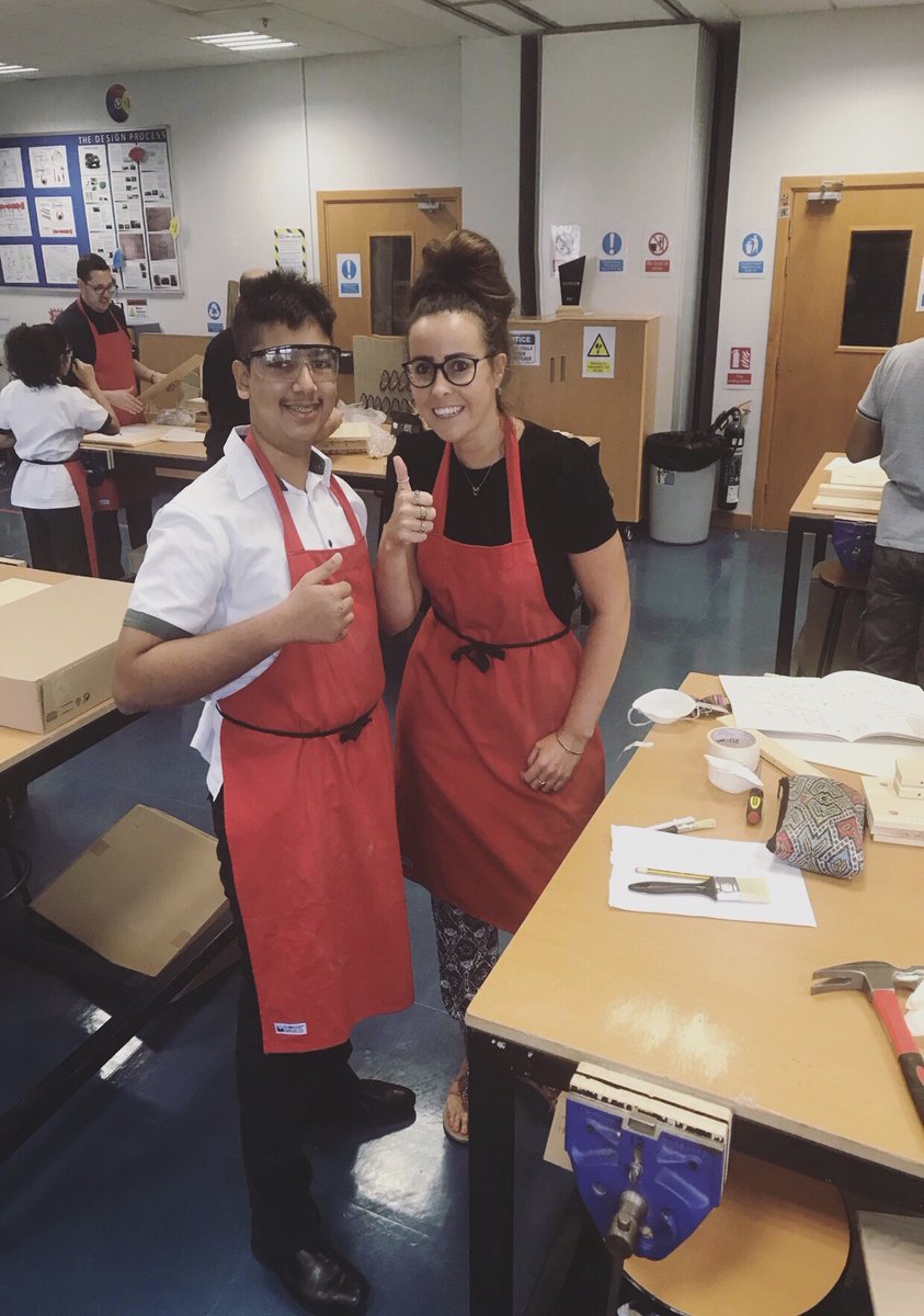 MissFlynnEssex's tweet photo. So much fun being a part of the IKEA maker competition @DIS_Dubai @designmakeit
Who would’ve thought I’d ever enjoy DT?! #progress #teamwork #fun #underdogs #irishtheme 🇮🇪 https://t.co/rEXhYhJUSI