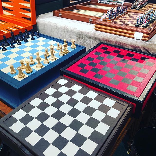 Scully1934's tweet photo. Beautiful and luxurious board games entirely handmade of the finest leather!
.
.
.
.
.
#luxury #boardgames #leather #calfskin #handmade #Italy #England #backgammon #chess #italianleather #dominos #playingcards #dice #chips #luxurygifts #ScullyandScully https://t.co/c2cJI5SdEP
