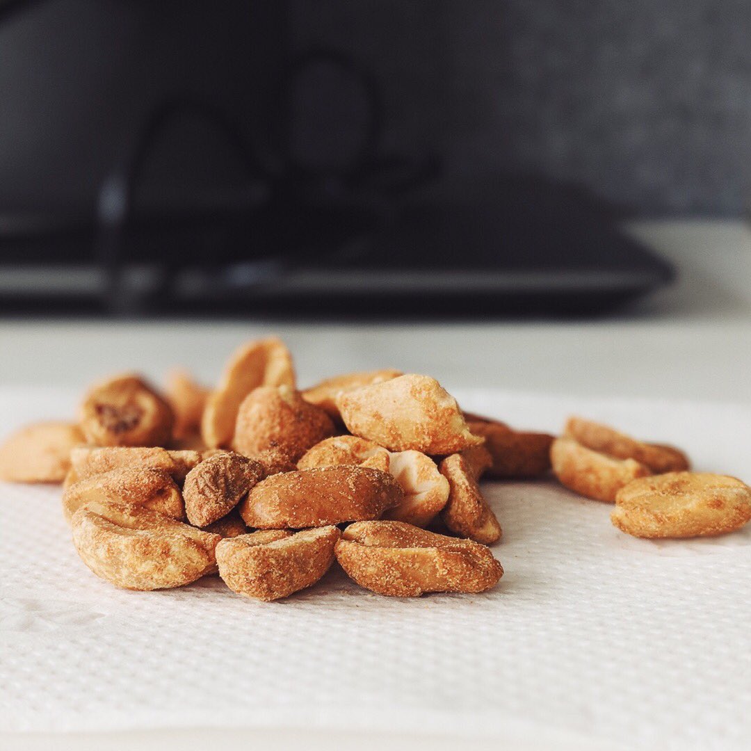 FrontStreetTap's tweet image. Order an entree at Front Street and get free samples of our new dessert item, Cinnamon &amp;amp; Sugar Pretzels with house-made sauces! Only for a limited time, so come see us! #happymonday #frontstreetbrew #downtowndavenport #iowa #dessertlover