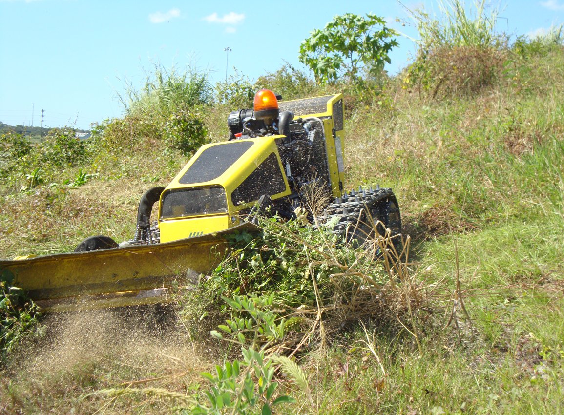 CubexLimited's tweet photo. USED - 2014 ALAMO REMOTE CONTROLLED TRAXX RF - #forsale #usedequipment #springcleanup #mower #slopemower #remotecontrolled #sweeperbroom #groundkeeping #groundworks #Landscaping #GrassCutting #Alamo #Calgary #Alberta 403-258-1544 https://t.co/xeUAnCDGBf