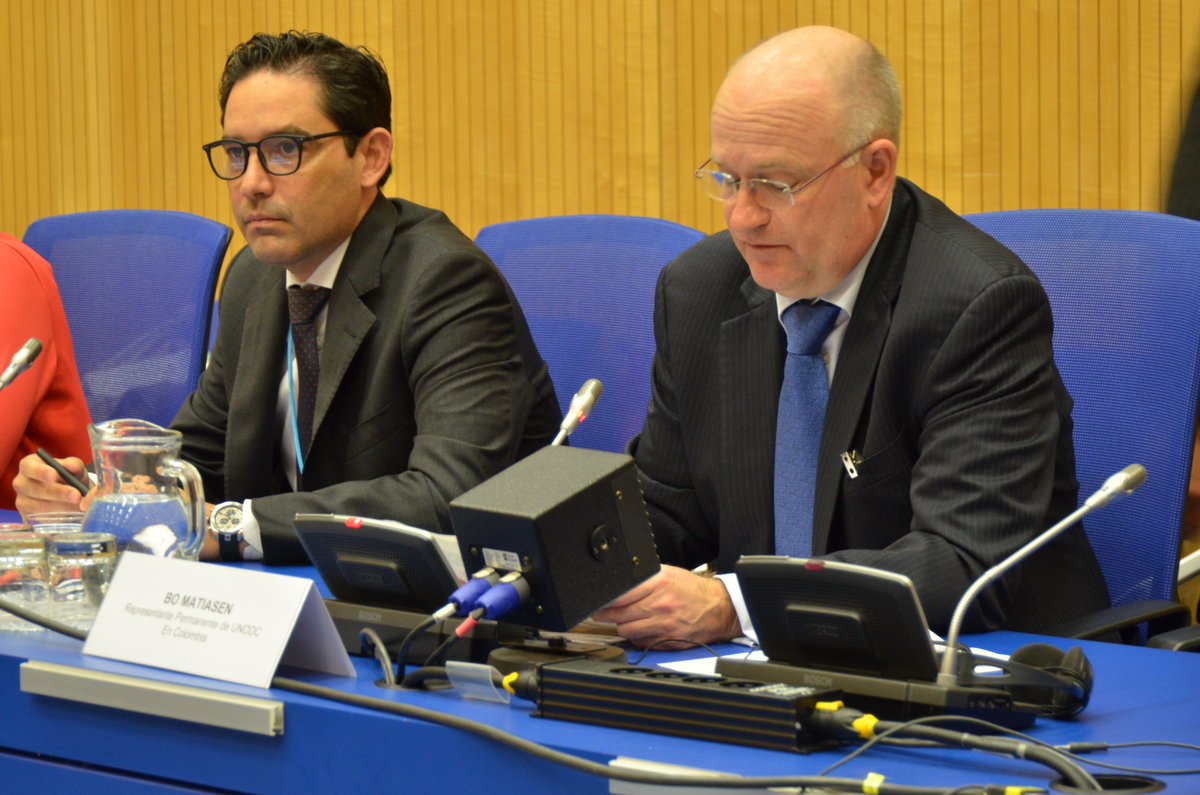 UNODCROCOL's tweet photo. #CCPCJ27 Durante la 27ª Comisión para la Prevención del Delito, @MinjusticiaCo, @FiscaliaCol y UNODC 🇨🇴, presentaron en @UN_Vienna la experiencia de #Colombia en la implementación de la campaña para la prevención de la #TrataDePersonas #EsoEsCuento ➡️ https://t.co/heNSaBLjgp https://t.co/K4oClpRvWg