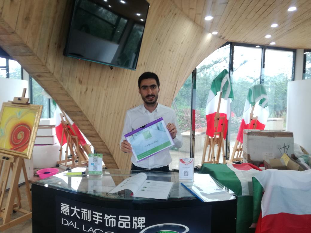 il_mastro's tweet image. A bit of Italy at the Expo Garden in Zhengzhou, China @Veranu_eu #startup #veranu #italy #innovation #cina #green