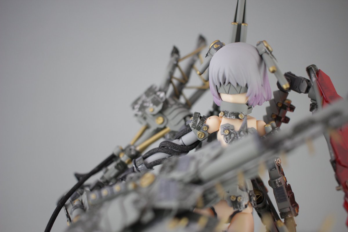 ソレイユ No Twitter 名称 マテリアif ｲﾌ 武装の無いマテリアにもし武装があったらと言うもう１つの可能性の形 武装はほぼフルスクラッチで作成 ブレードとシールドのクリアパーツは100均の下敷きと超お手軽素材 もっとマテリアの改造ガール増えるといいなー 響