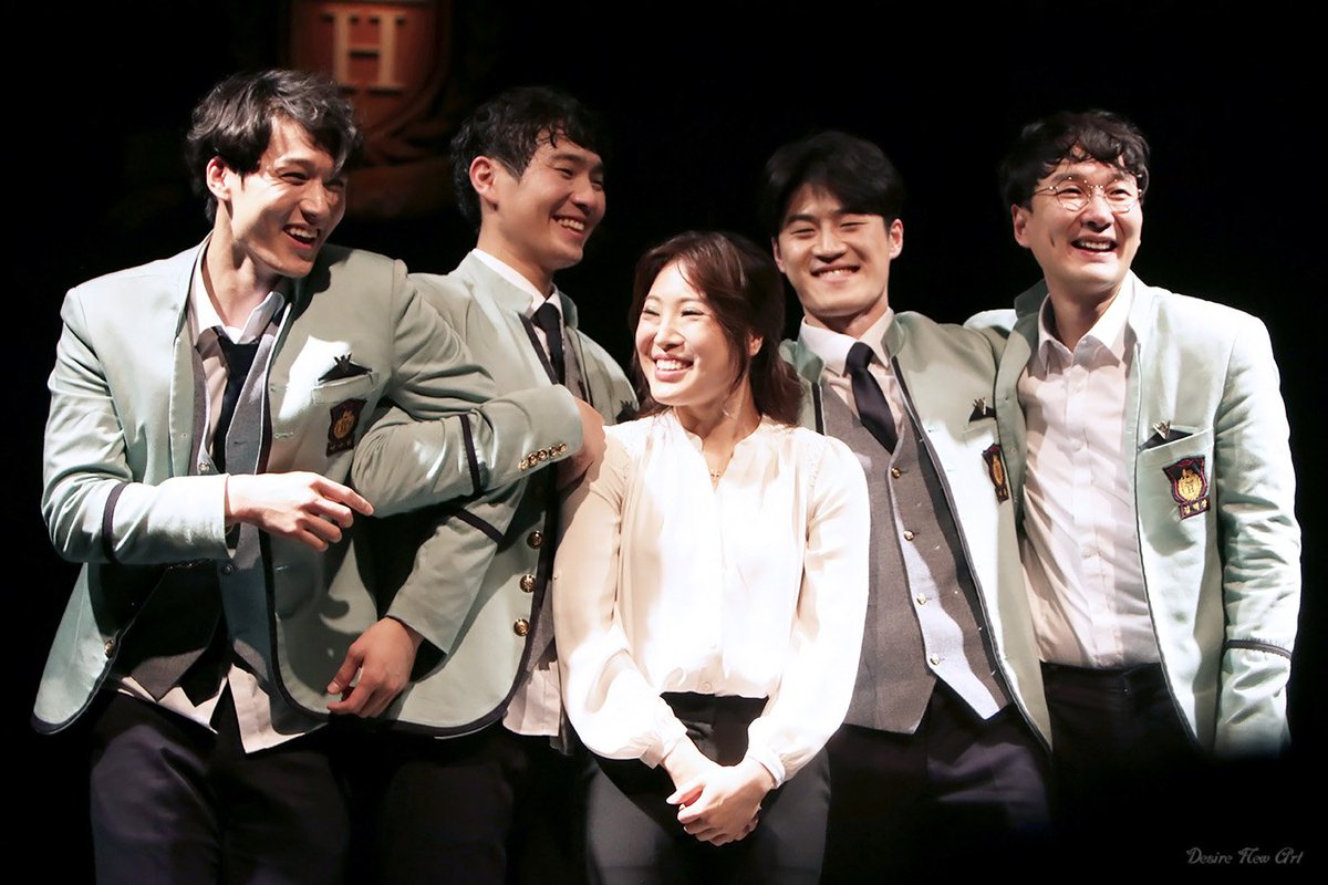 qmffnek0's tweet image. 180517 연극 #B_Class 커튼콜 사진

#이이림 
#조풍래
#김대현 
#오경주
#남유라