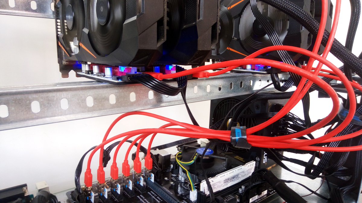cryptoram18's tweet photo. We were having stability issues due to the "006" risers we bought on ebay. We upgraded to "008" and so far everything is fine and stable 🙂👍 

#cryptoram #crypto #altcoins #mining #coinmarket #blockchain #trading #bitcoin #ethereum #Litecoin #Bitcoinz #zelcash #RavenCoin https://t.co/BCO8CBIUWL