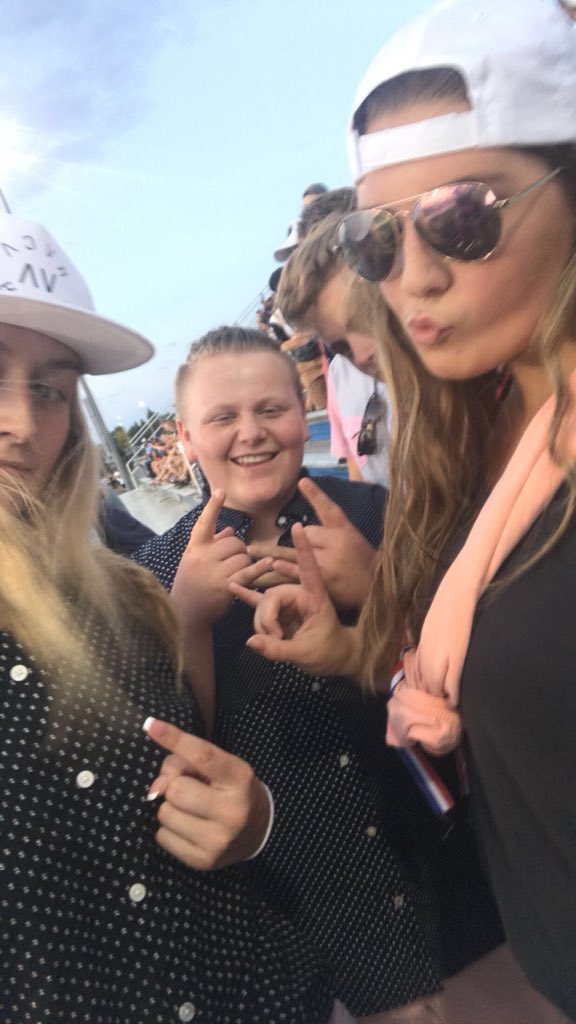 Happy birthday <a href="/tommyfic11/">realtor.tom</a> hope your day is as fun as you ❤️❤️❤️