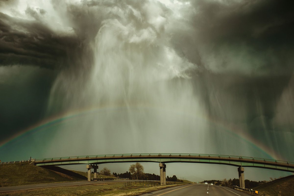 BlackHills's tweet image. This week's winning photo is a stunning shot of a spring storm near Whitewood, SD. Congrats on the winning photo Chris! 📸: CJ Yushta Photography #FanPhotoFriday #DiscoverBlackHills #SpringStorm