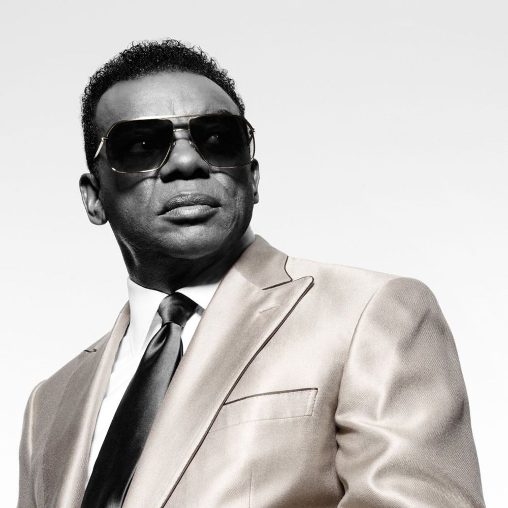 Happy Birthday to the great Ronald Isley of the Isley Brothers.......................... 