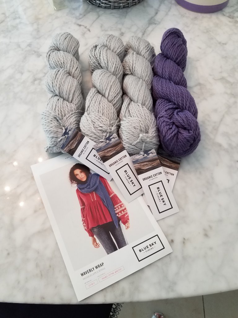 StringYarns's tweet photo. Lisa Hoffman (aka @lisahoffmannyc, host of our popular #DirectedKnitting classes) is adding a pop of color to her #WaverlyWrap. She chose @BlueSkyFibers Organic Cotton in Thistle and Sleet.  #stringwaverlykal #KAL #CAL #summerknits https://t.co/Si9b4ZkD9Z https://t.co/pwAGFmpdeZ