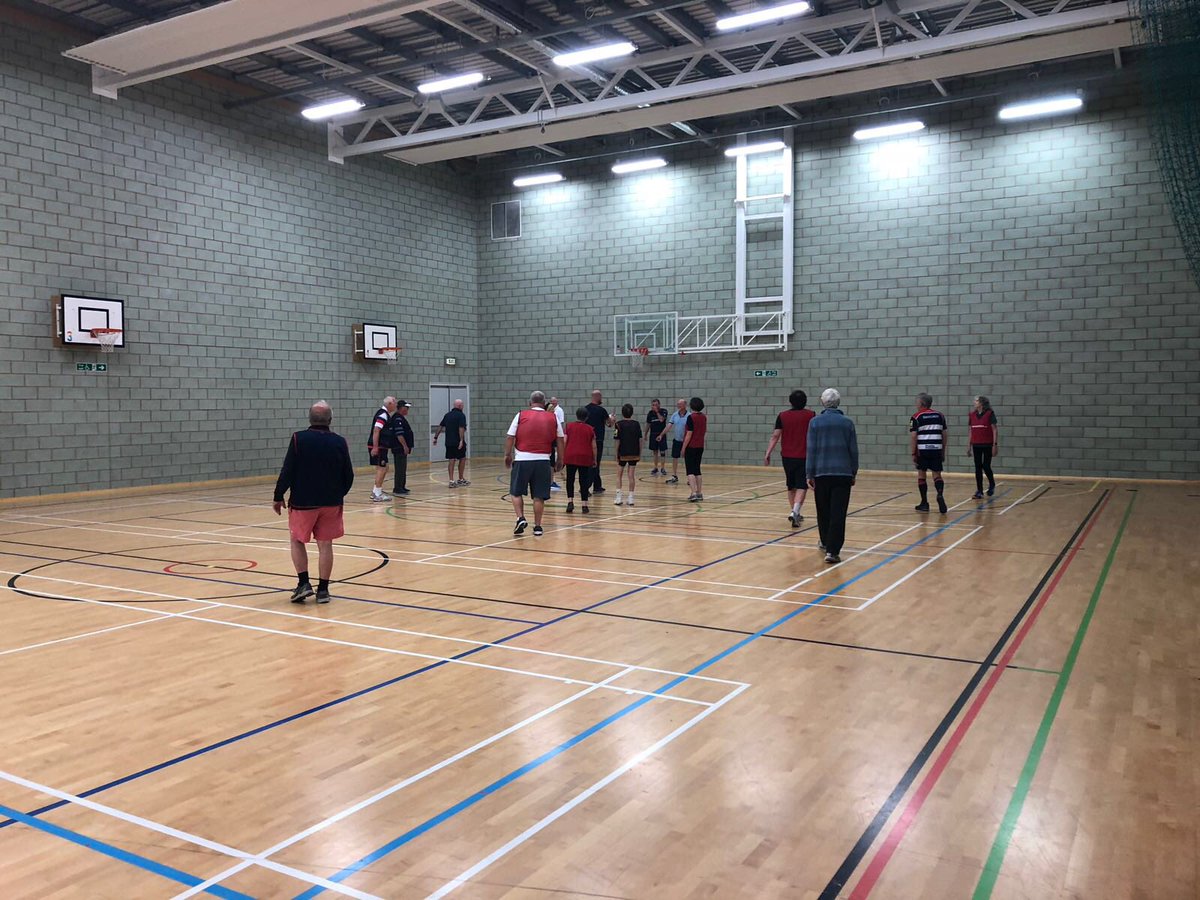 BearsOnlineSEND's tweet photo. 🏉| Final indoor session for many of our @BrisRugCF #WalkingRugby crew today - next stop @BroadplainRFC in June! #NothingsGonnaStopUsNow https://t.co/7c9vfmWxog