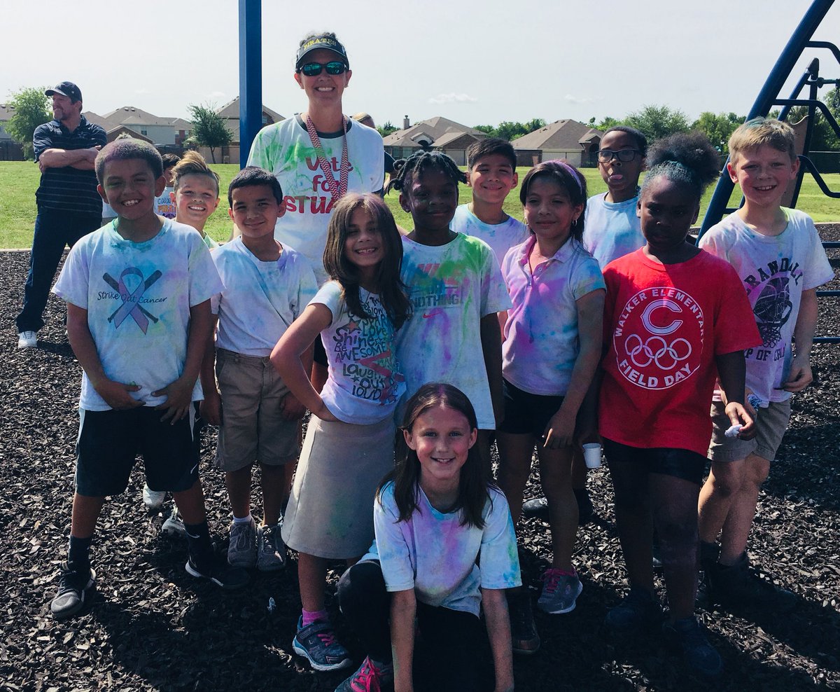 missycollins25's tweet photo. Very colorful after today’s Color Run! 🌈🏃🏻♀️💛 @CISDWalker #walkertribe https://t.co/JBAvjuUYsx