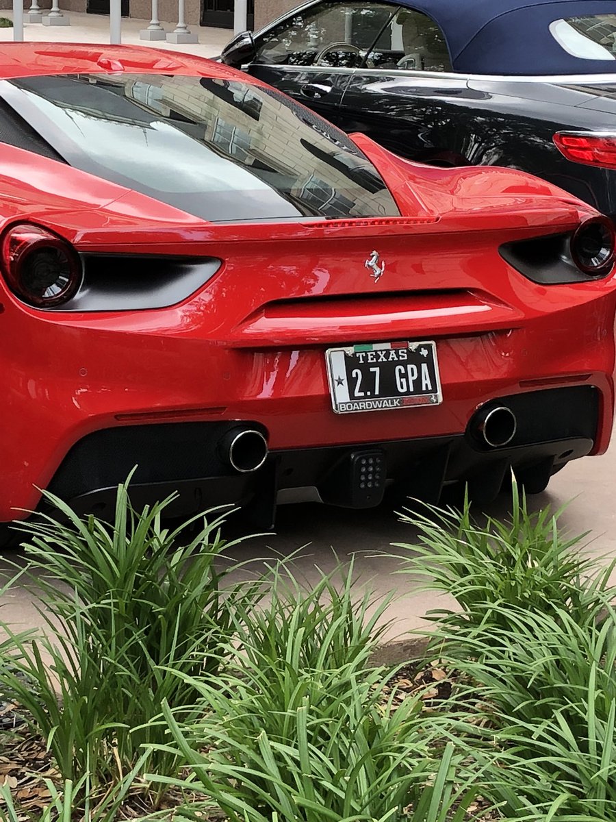 excel_ranger's tweet photo. Seen in uptown Dallas https://t.co/wCZJ1kr9y6