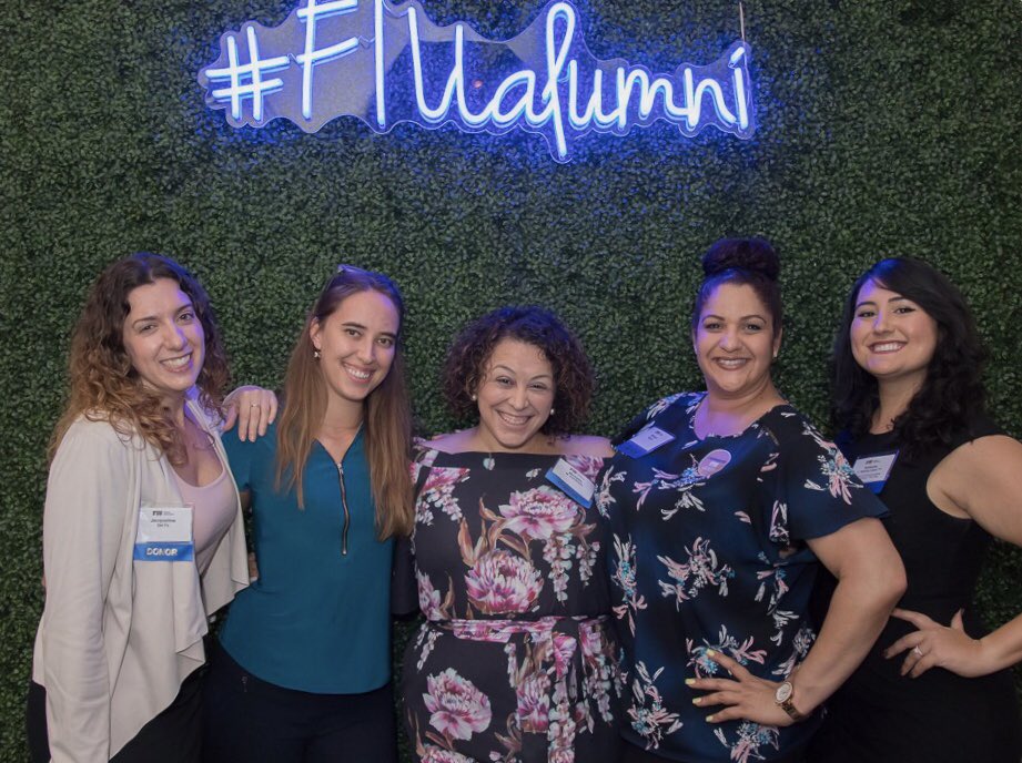 Surround yourself with people who lift you up. These are some of the inspirational women who have provided me with a wealth of knowledge &amp; support. Thank you <a href="/FIUmsm/">FIU MSM</a> for the lifelong connections! #FIUMSM #FIUalumni <a href="/JacquelineDelFa/">Jacqueline</a> <a href="/dfranco_mkt/">Diana Franco</a> <a href="/HealthyFatChick/">HealthyFatChick</a> <a href="/mustbemonica_/">欧洲杯/开云体育/亚博体育/米兰体育/爱体育/星空体育</a>