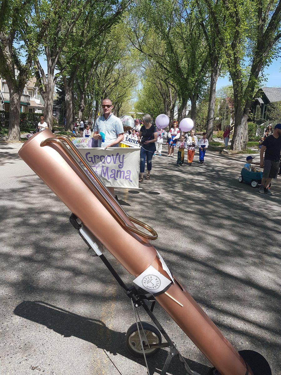 PaperUmbrellaSK's tweet photo. Taking our Large Lamy pen out for a walk today at the Cathedral Village Arts Festival parade! #cvaf18 #lamy #lamycanada #paperumbrellask #shoplocalyqr #cathdralvillage https://t.co/MkZot65ali