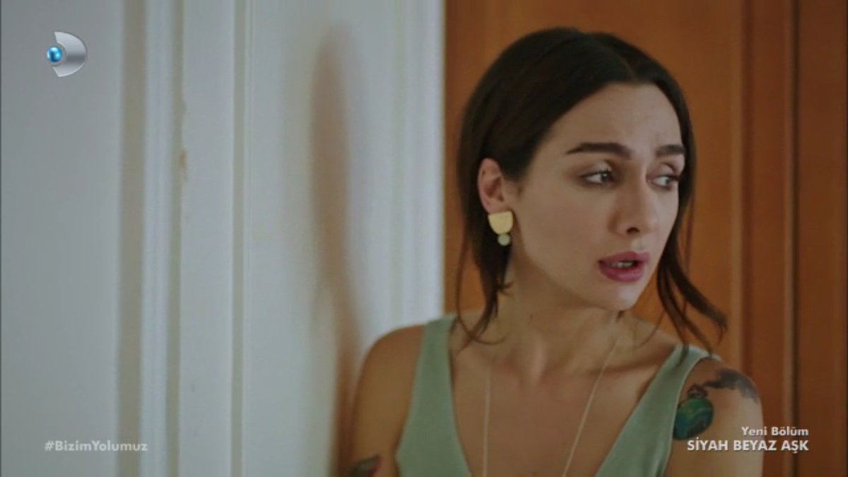 DiziciBagyan's tweet photo. Bi salak yüzünden ne hallere düştü Aslımız, koş Ferhat. #SiyahBeyazAşk #BizimYolumuz https://t.co/RABtRer7zl