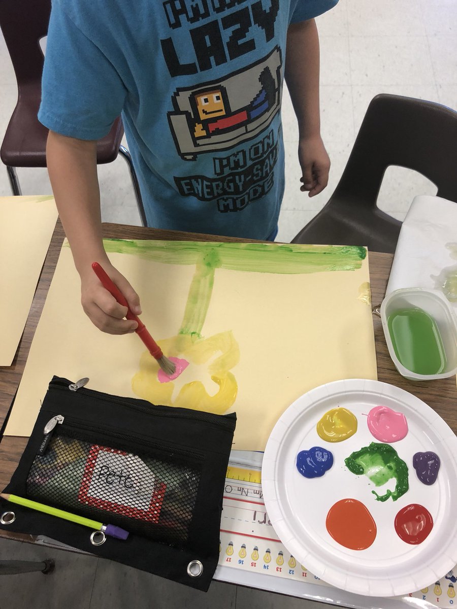 MrsTruzz's tweet photo. We kicked off our ABC Countdown to Summer being artists today! #artistday #createamasterpiece @FJDugan π¨ https://t.co/nOtL7EK4Hd