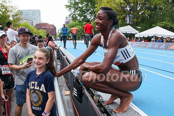 RunBlogRun's tweet photo. Doing a selfie with an Olympic champion! @Hey_ItsShaunae with the next Generation! @adidasBoostBos, May 20, 2018, photo by PhotoRun, #adidasBoostBostongames, #takechargeBoston, @runblogrun, #theshoeaddicts, @adidasrunning, @PUREathletic, @LanceBrauman https://t.co/6sEB3llmGi