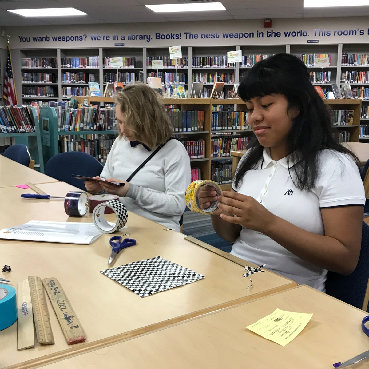 MemMidTulsa's tweet photo. These ladies made super colorful duct tape wallets in the library this morning. #INCharge #MakerMondays #TPSlibraries #successTPS https://t.co/qp2spkRaXe