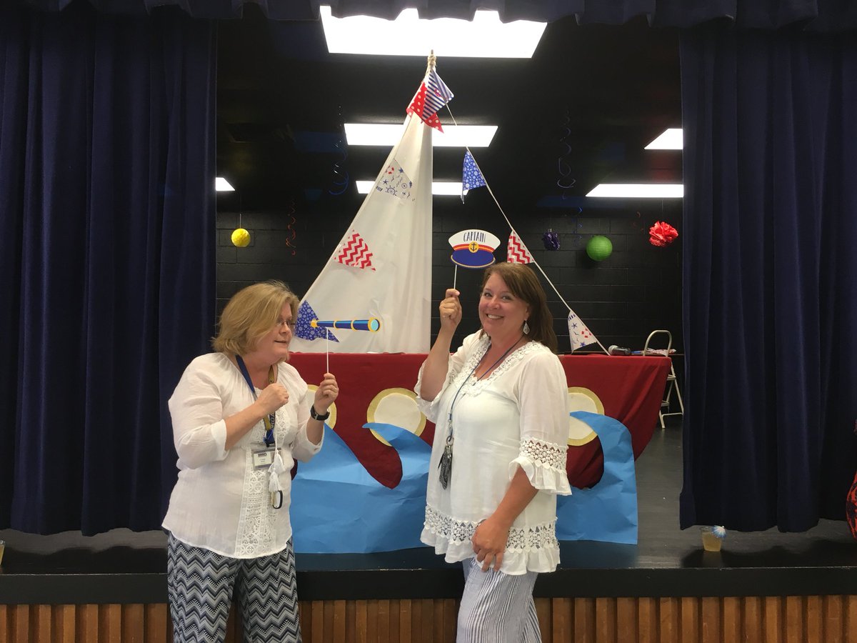 PtaHardeman's tweet photo. Celebrating Mrs. Talbott’s retirement! #LindiBonVoyage https://t.co/aqLa2c2Cfa