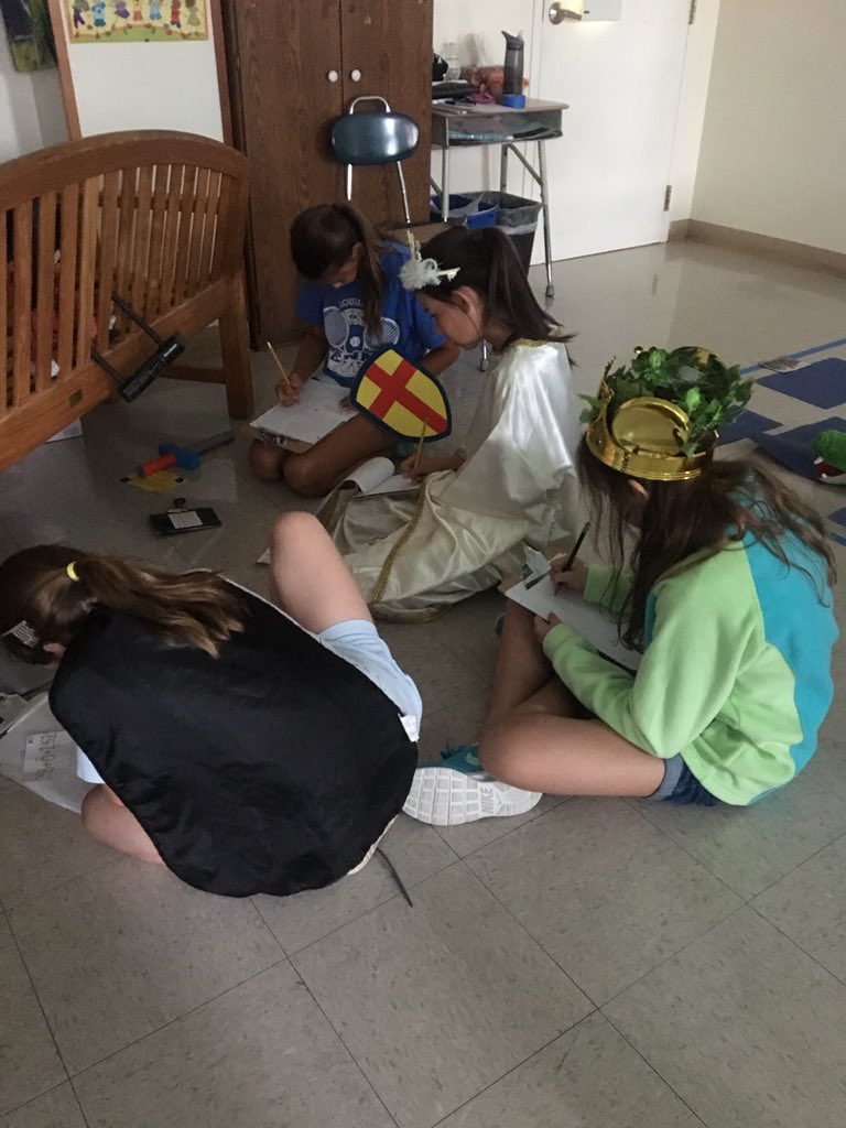 ashlibrary_ms's tweet image. Getting ready for exams by partnering up with 5th grade math and creating an escape room!! #learningisfun @ASHRosary @brynn_johnson_