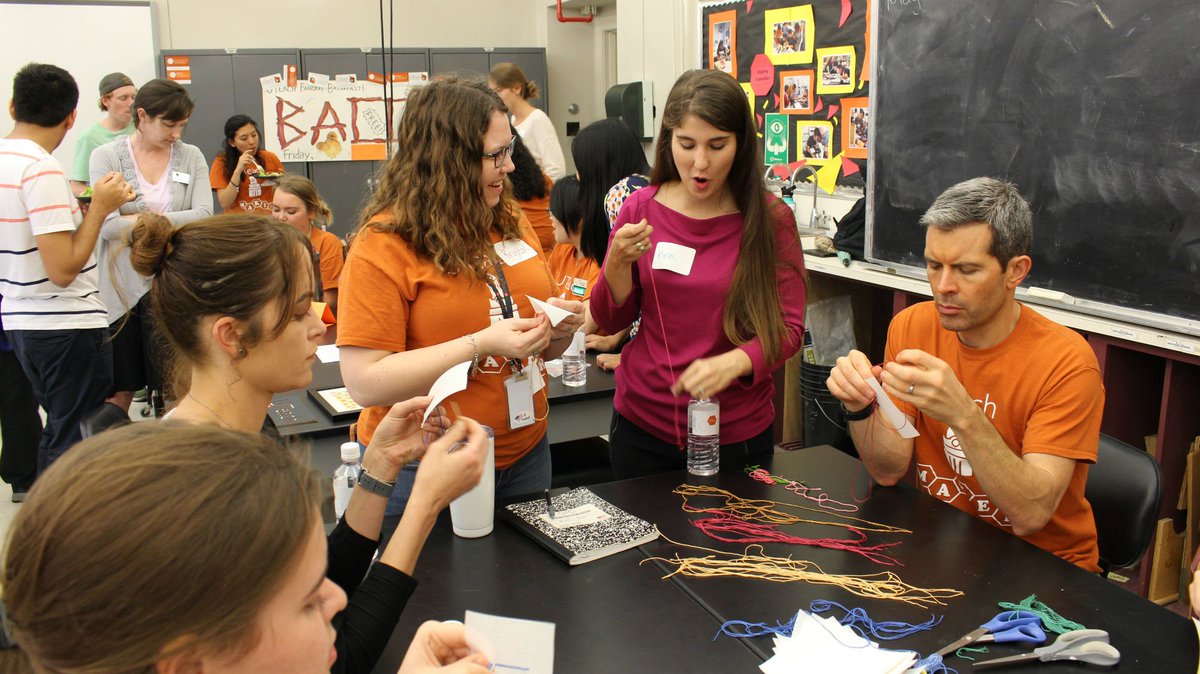 UTeachMaker's tweet image. This week we are revisiting great UTeach Maker memories from the past year! Today we are looking back at our Spring Showcase Roundtable and inaugural Maker Playground! #MakerFlashback Also go vote us for Public Choice and use the hashtag #UTeachMaker! videohall.com/p/1173