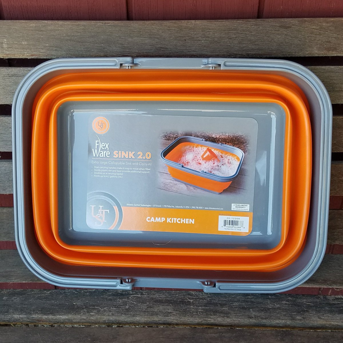 t_jh2009's tweet photo. A special thanks to @UST_Survival for the #GearMeOut "Thank you" gift, the #FlexWare Sink 2.0 will make a great addition to my #Earthquake #EmergencyPreparedness kit as soon as long as I can get it away from #Shemp. ππΈ https://t.co/KJQrQMWt23