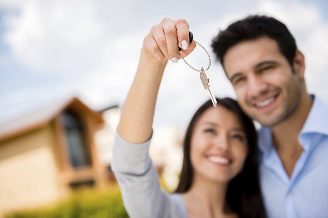 Single Women Outbuy Men in Homeownership

Single women are purchasing homes and condos at more than double the rate of single males. The trend is expected to keep growing, too.

#HomebuyingTrends
#OwnVsRent
#MorgantiTeam
#BLP

bostonlocalproperties.com/2018/05/21/sin…