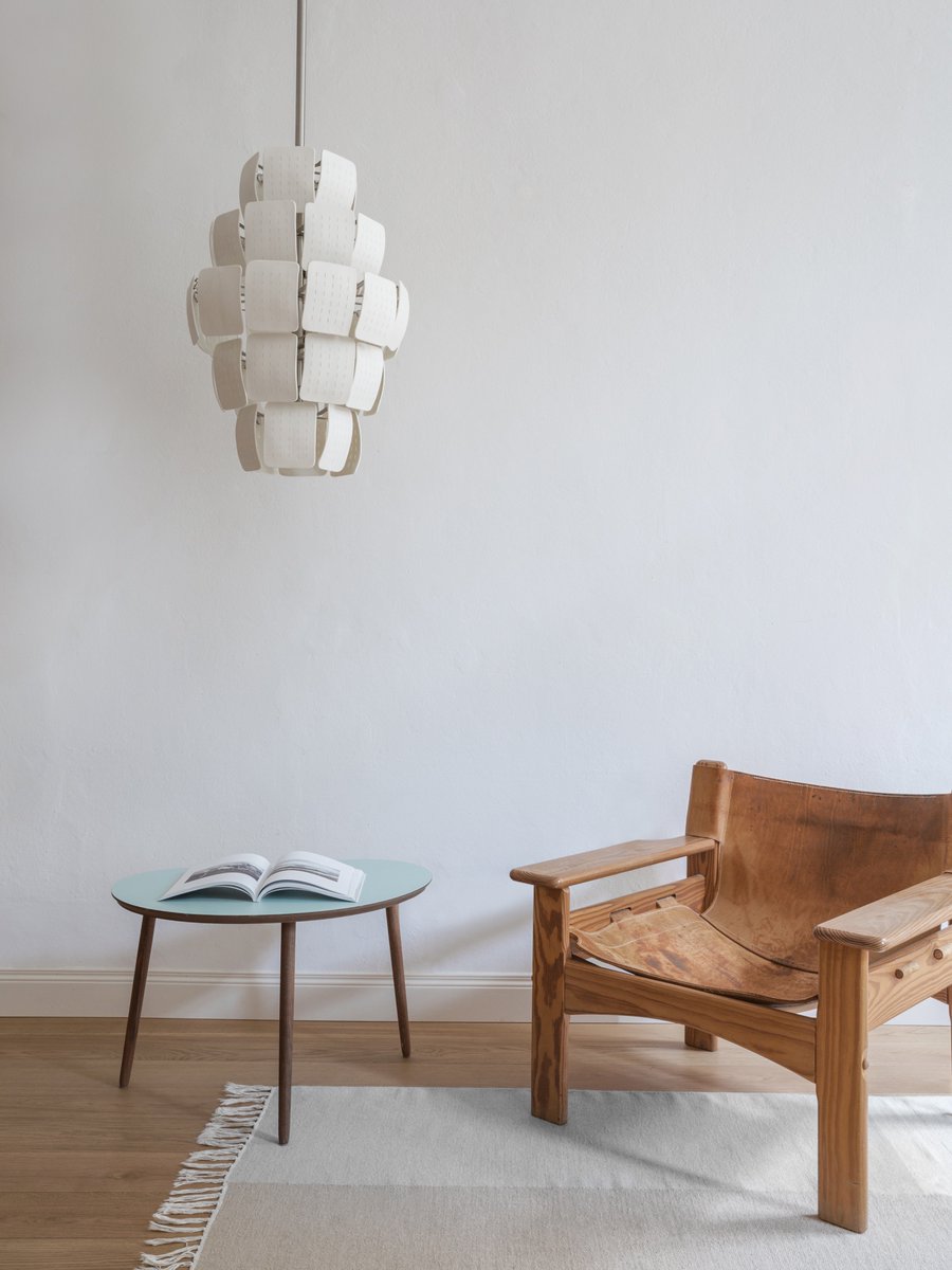 What do you think of this new handmade [NON-] Transparency chandelier made by designer Jacqueline Harberink? #premiered in Designweek Milan 2018. Next stop @ Designweek Eindhoven <a href="/Piet/">T</a> Hein Eek
